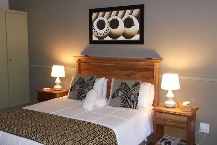 Room 4 of 52