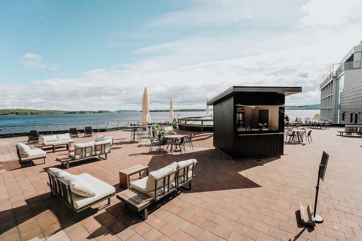 Terrace/Patio 124 of 133