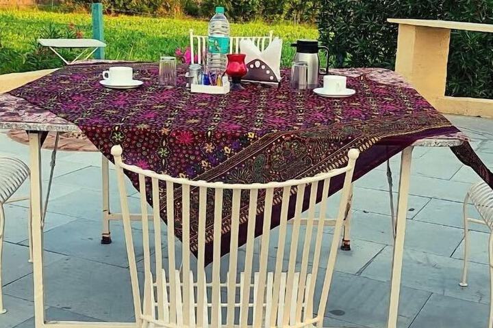 Dining 57 of 70