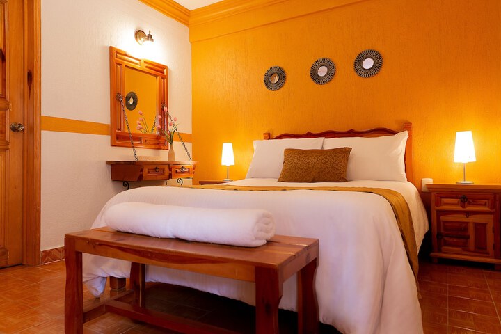 Room 2 of 24