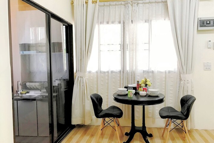 Room 5 of 30