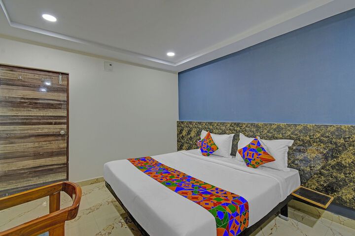 Room 13 of 29