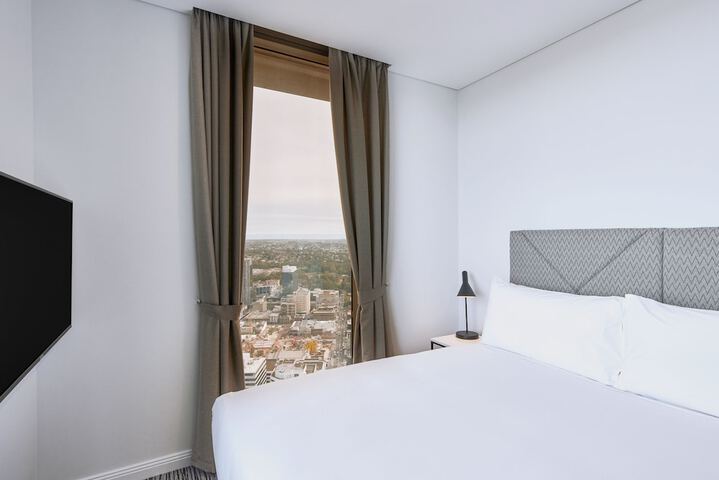 Room 16 of 110