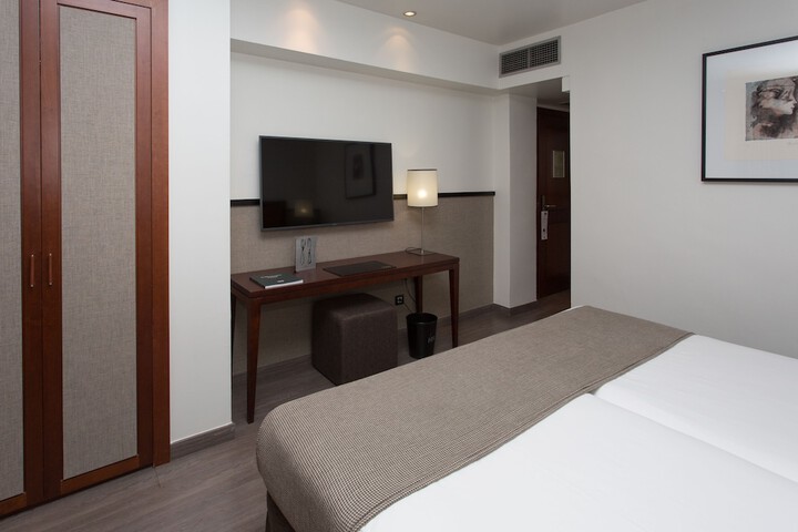 Room 12 of 56