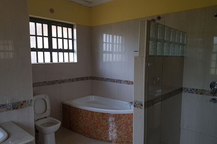 Room 6 of 58