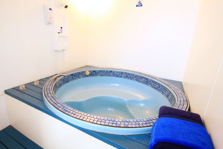Spa 54 of 63