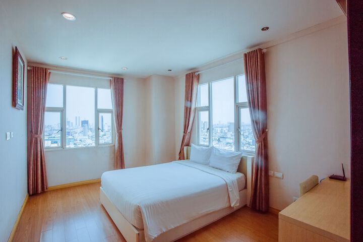 Room 17 of 26