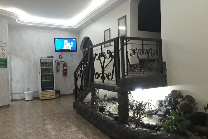 Room 61 of 98