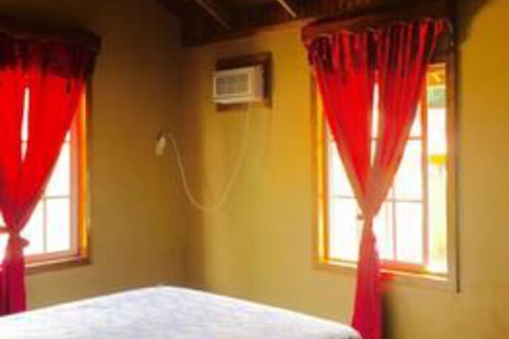 Room 19 of 37
