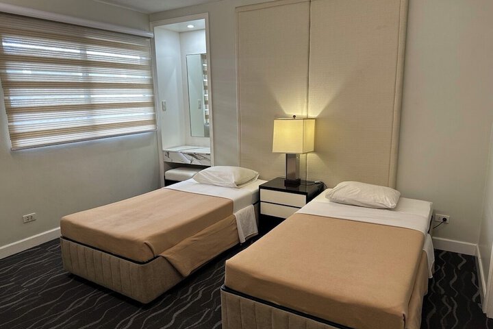 Room 5 of 29