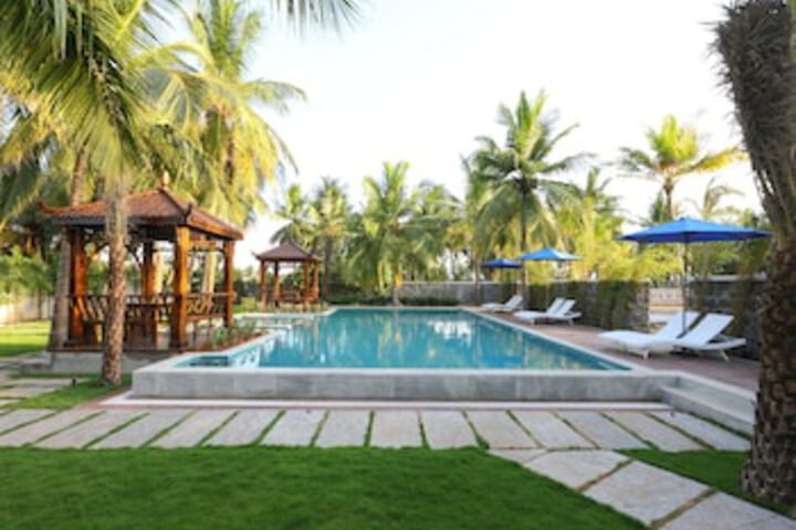 Pool 1 of 3