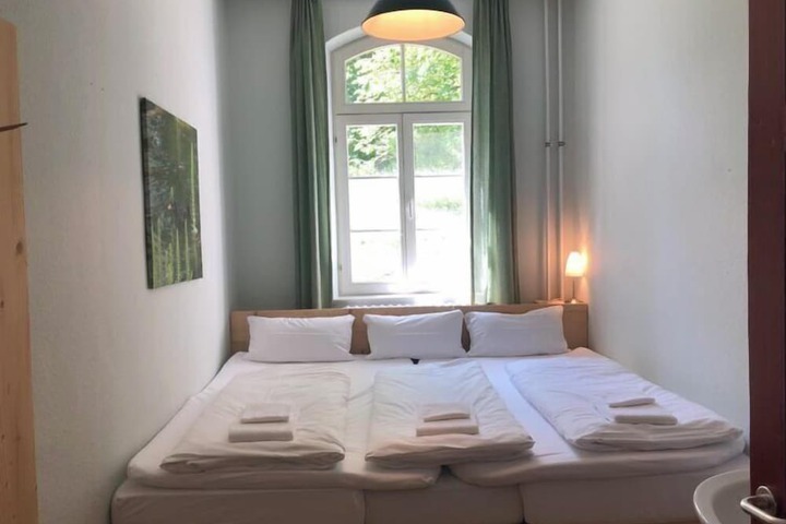 Room 14 of 67