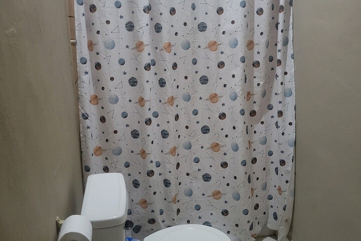 Room 17 of 23