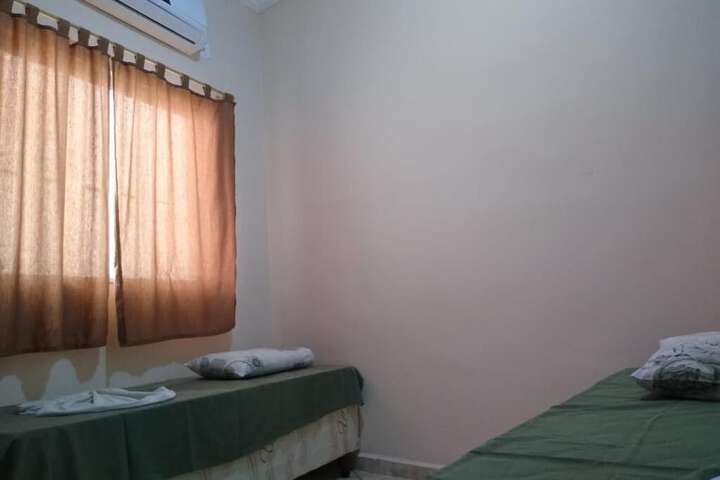 Room 6 of 22