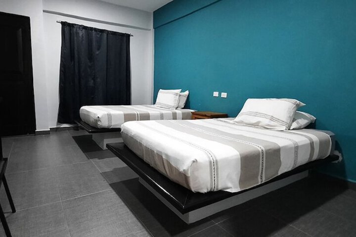 Room 7 of 10