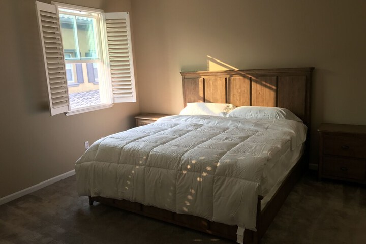 Room 3 of 24