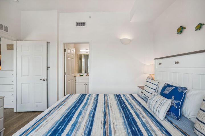 Room 6 of 50