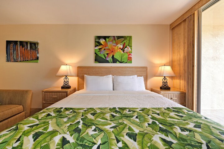 Royal Kahana 202 Condo in Lahaina, HI