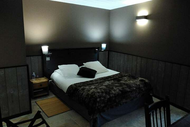 Room 17 of 41