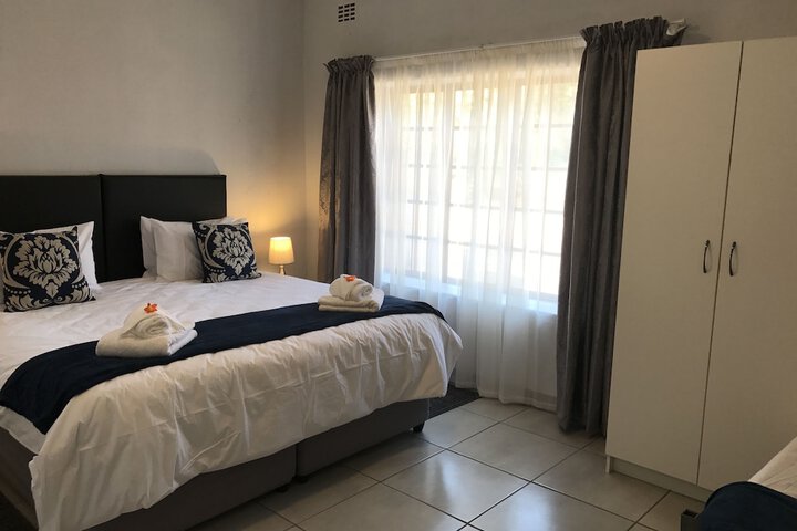Room 16 of 90