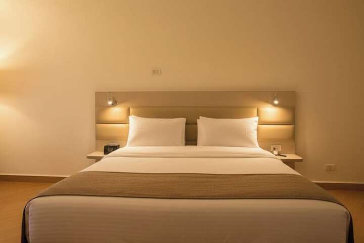 Room 4 of 14