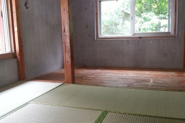 Room 3 of 11