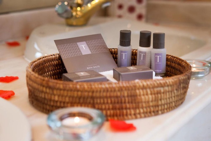 Room amenity