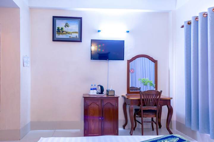 Room 10 of 50