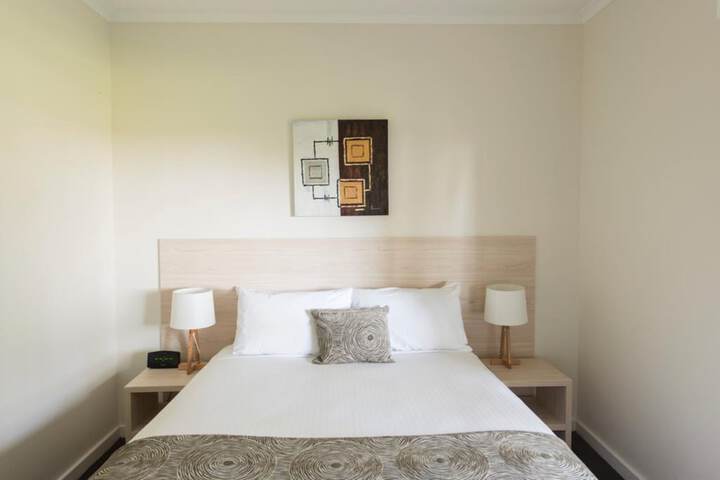 Room 9 of 60
