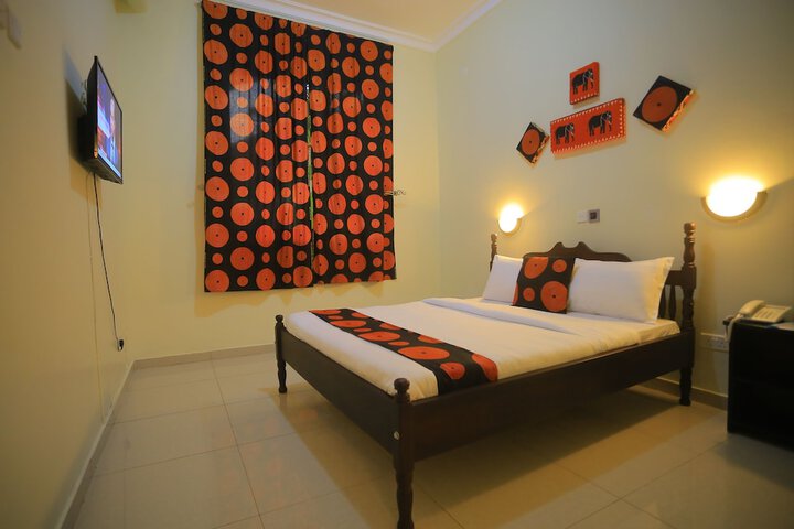 Room 17 of 182
