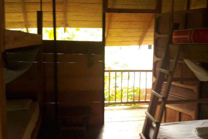 Room 4 of 42