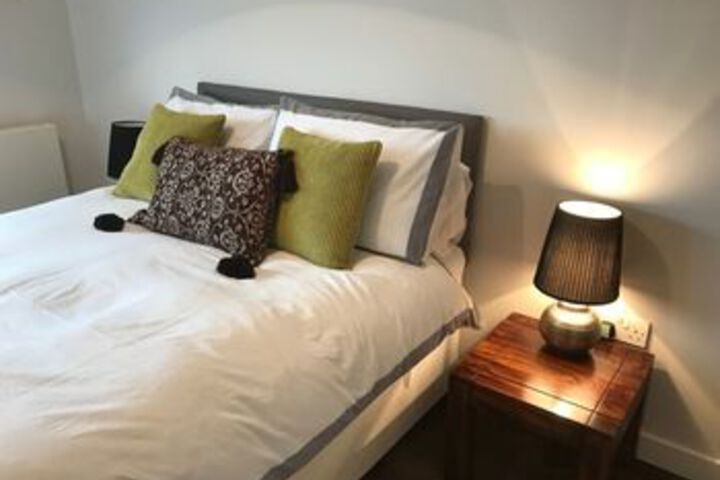 Room 6 of 22
