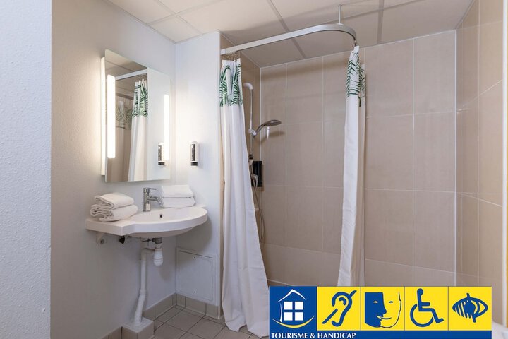 Clean Restrooms