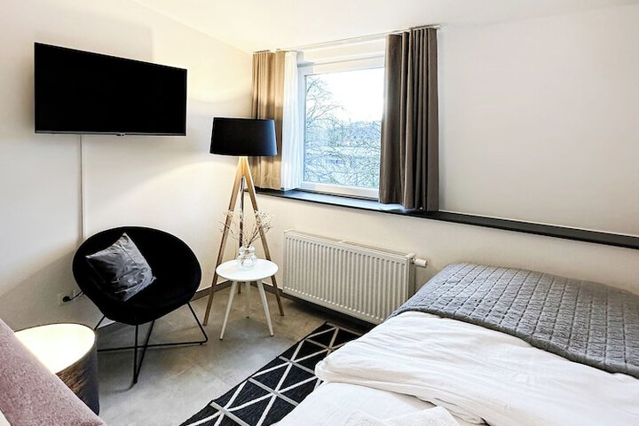 Room 85 of 179