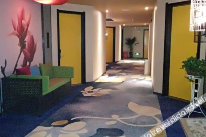 Hotel Interior 22 of 33