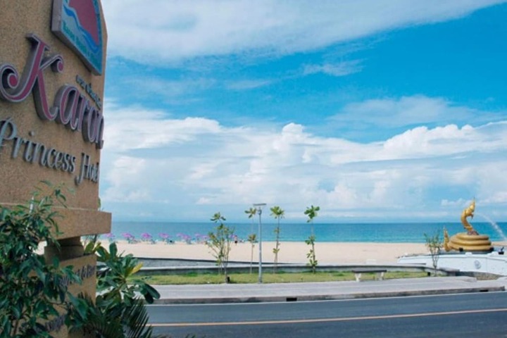 Beach 39 of 46