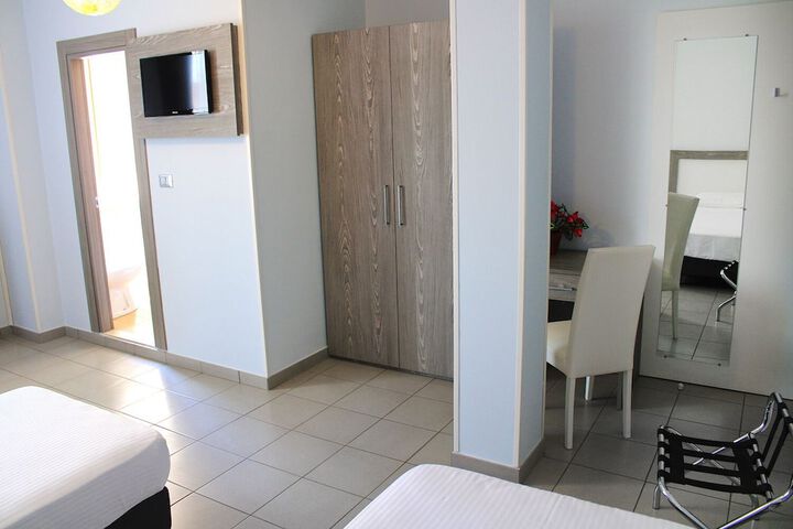 Room 18 of 41