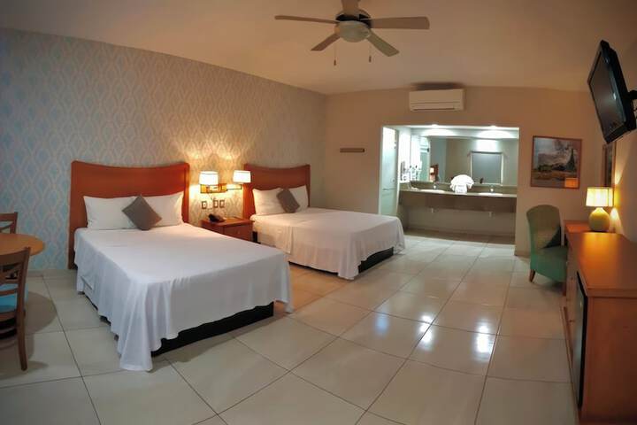 Room 15 of 40