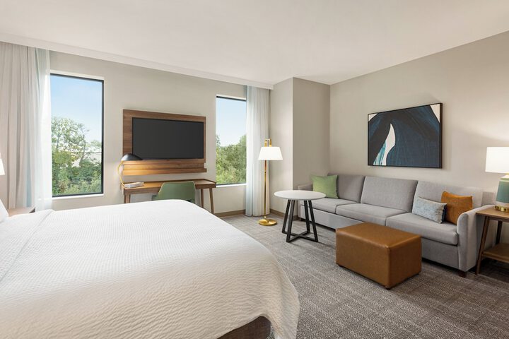 Room 11 of 50
