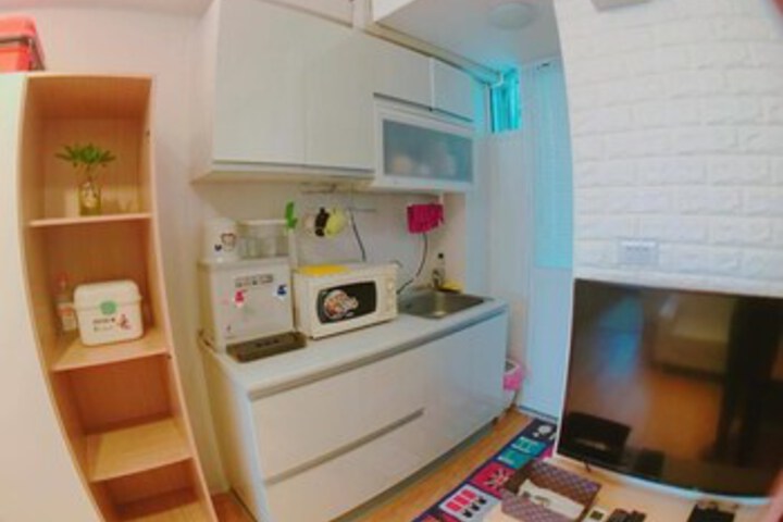 Room 16 of 45