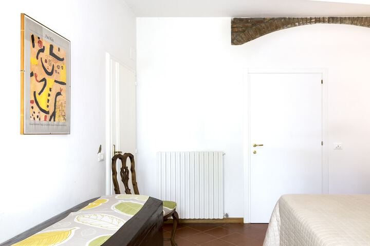 Room 14 of 75