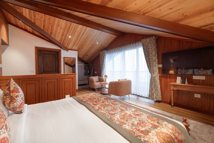 Room 14 of 38