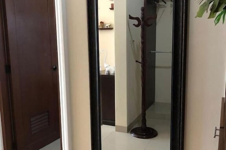 Room 15 of 117