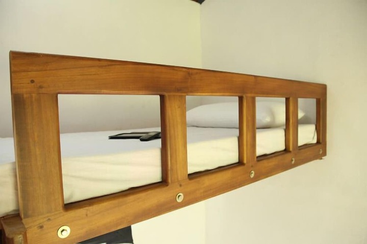 Room 2 of 20