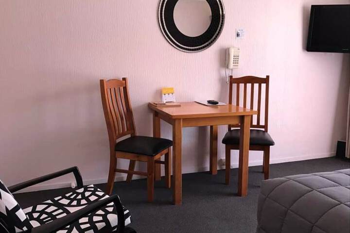 Room 38 of 107