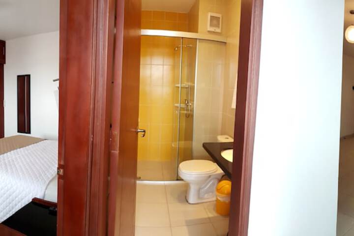 Room 95 of 122