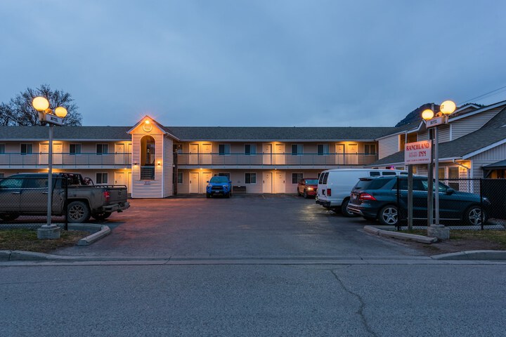 Hotel 52 of 59
