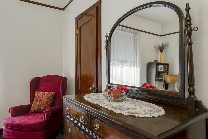 Room 14 of 42