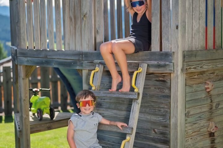 Childrens Activities 171 of 219