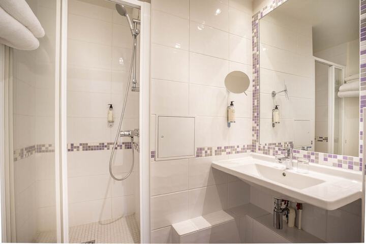 Bath Photo